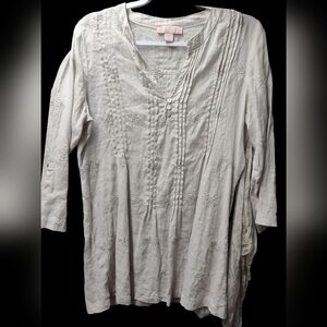 St. Tropez M Linen V Neck Blouse